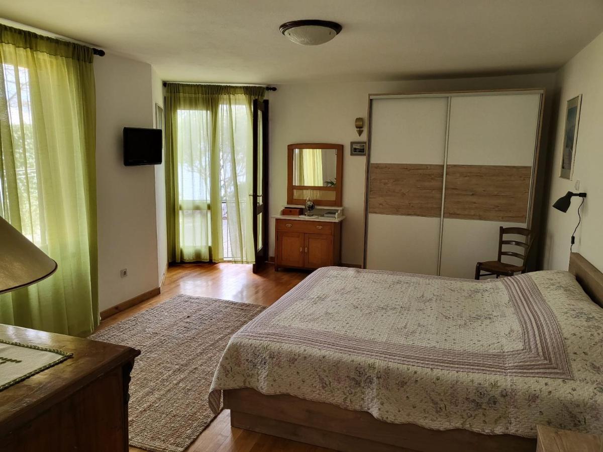 Apartment Zvijezda Башка Екстер'єр фото